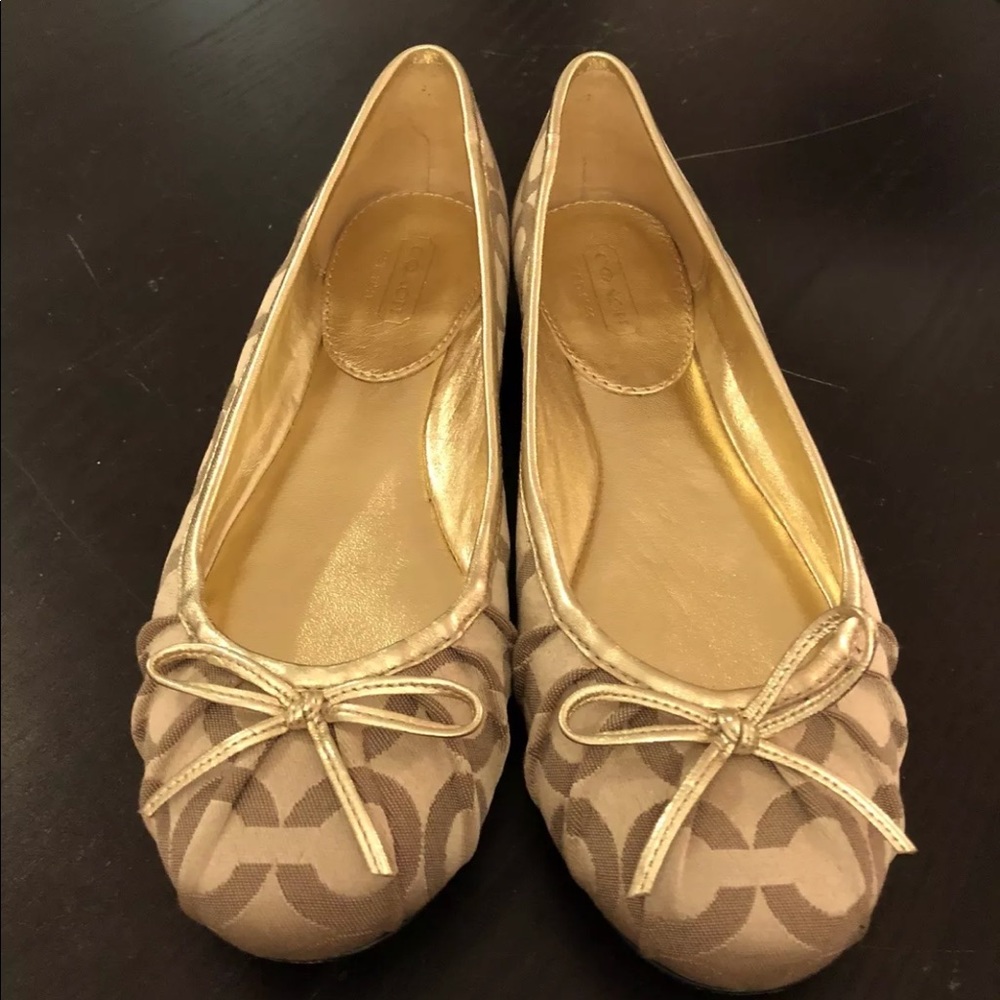Coach flats size 5.5